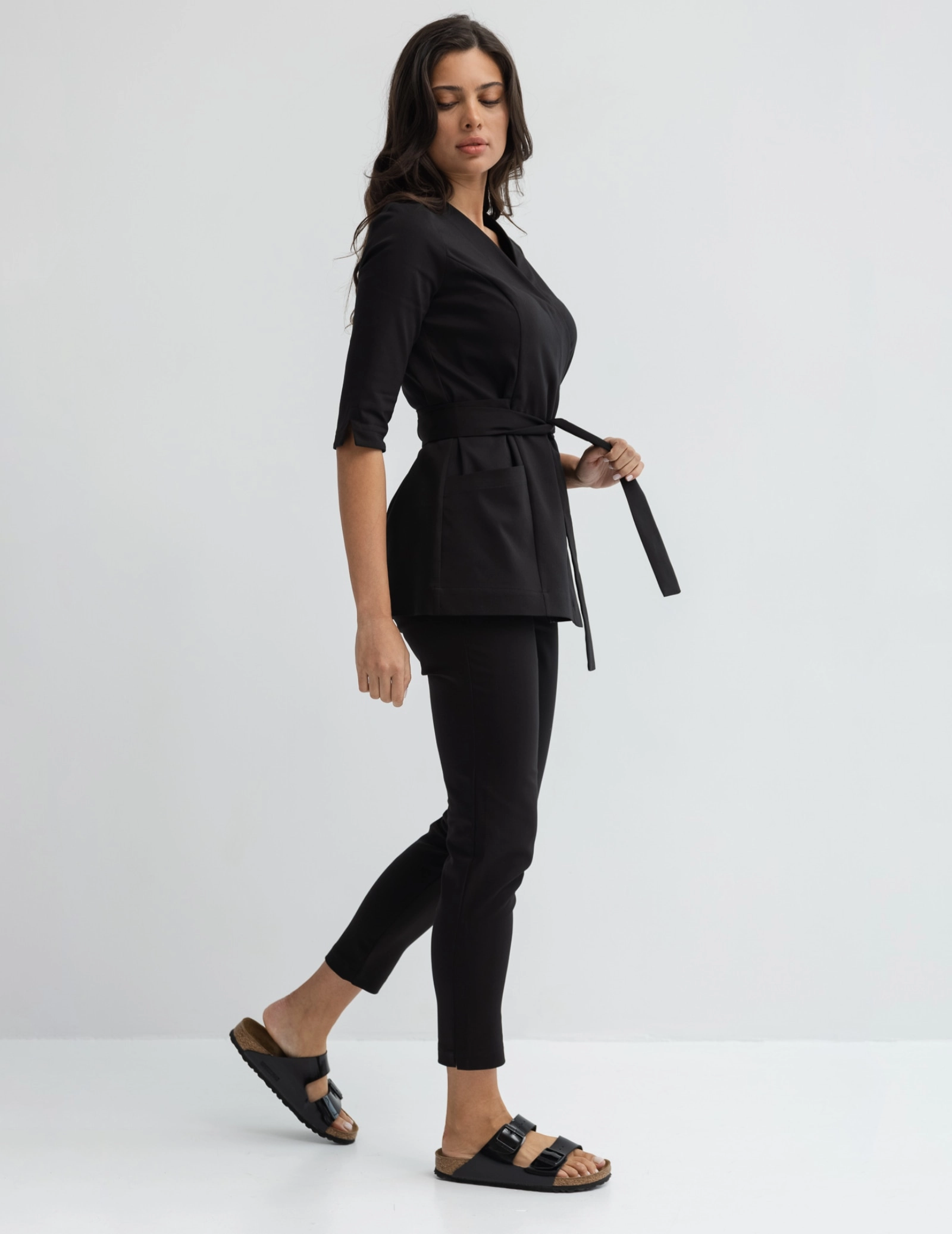 Bluza medyczna wiązana Rosalie - TRUE BLACK